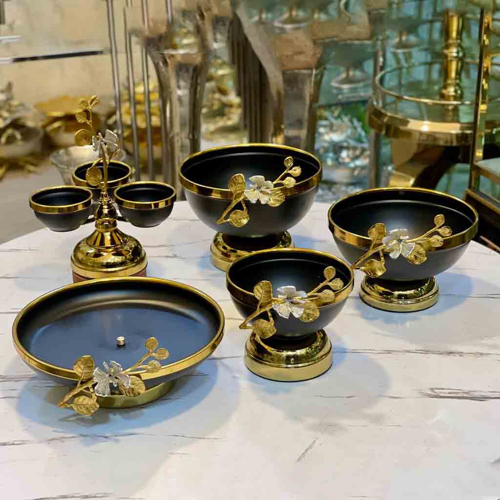 سرویس پذیرایی شقایق